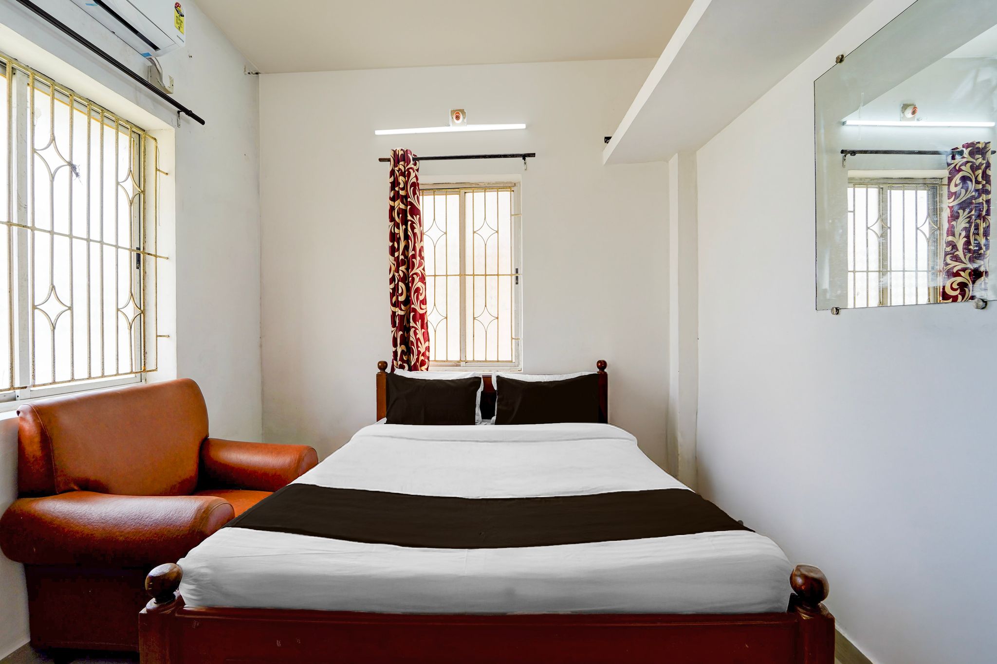 Collection O Race Course Road Formerly Annamalai Residency Classic 8