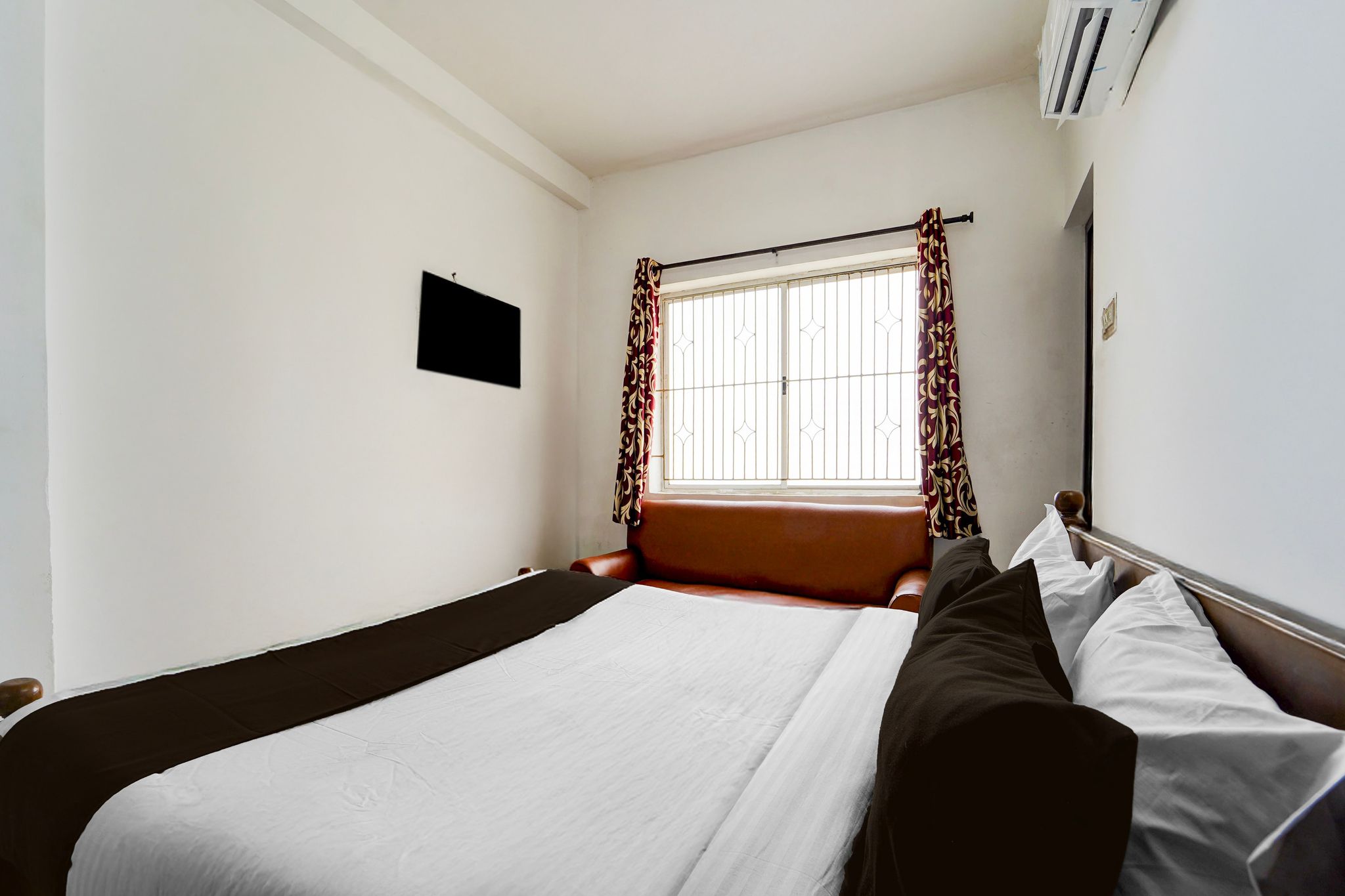 Collection O Race Course Road Formerly Annamalai Residency Classic 6