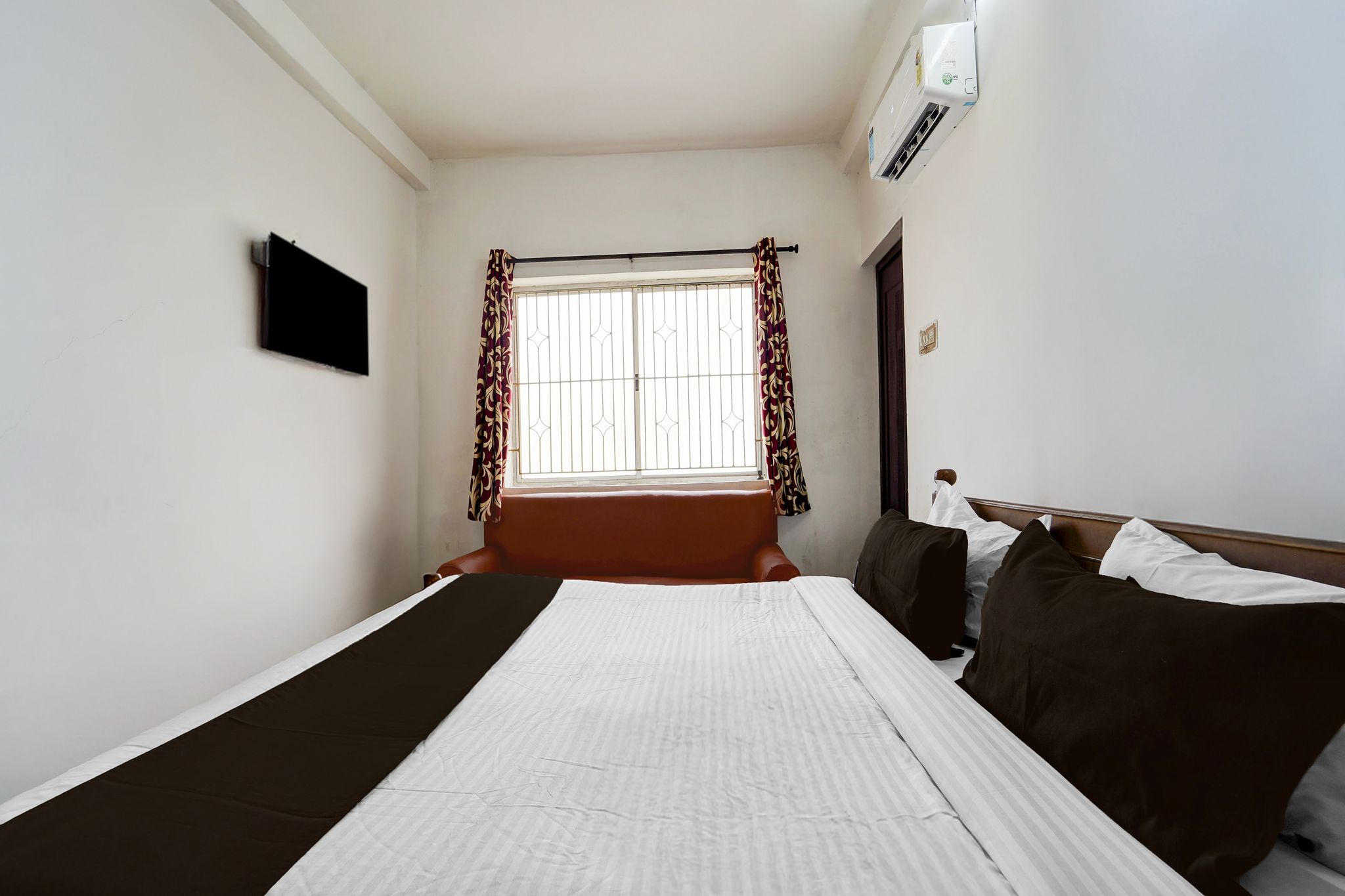 Collection O Race Course Road Formerly Annamalai Residency Classic 10