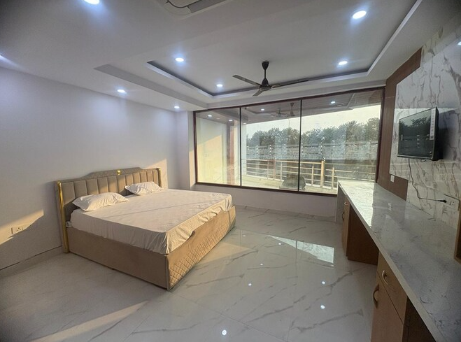 Sai Sansthan Inn Family Room