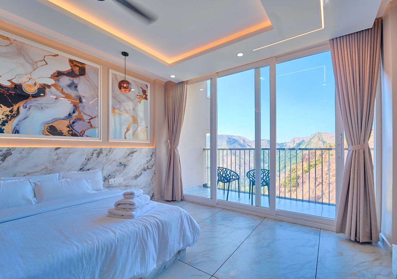 Standard Balcony Room