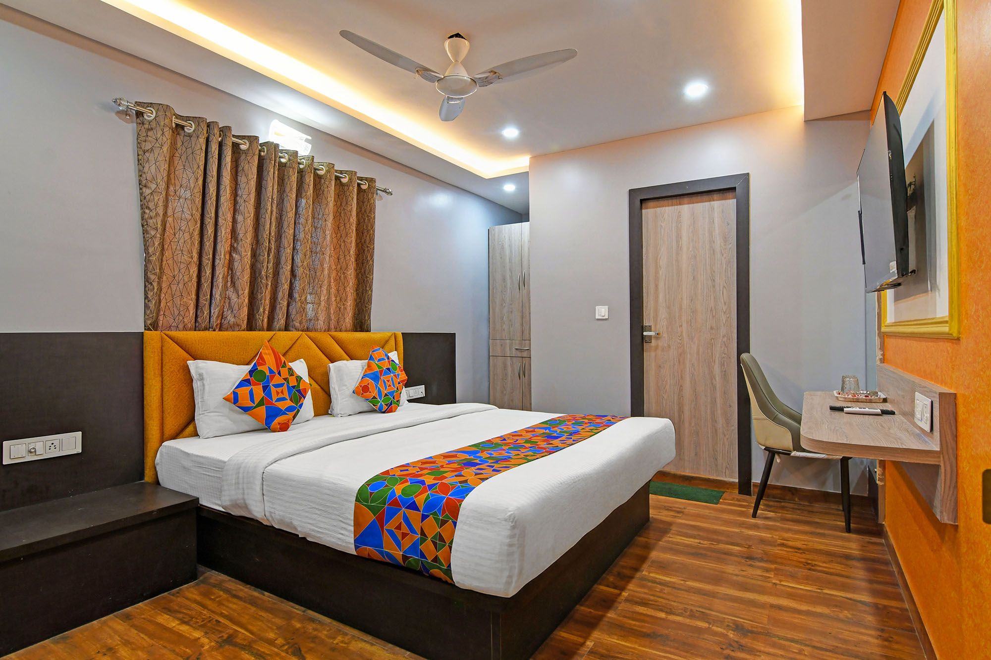 FabHotel Disa