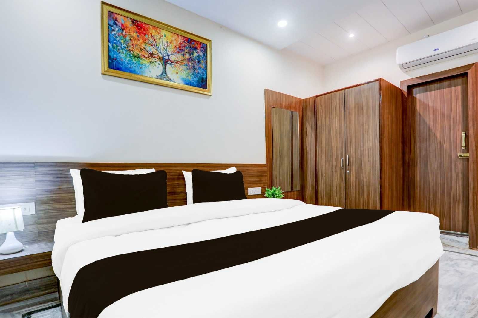 Townhouse Prayagraj Railway Station Road Formerly Ganga Niwas Classic 11