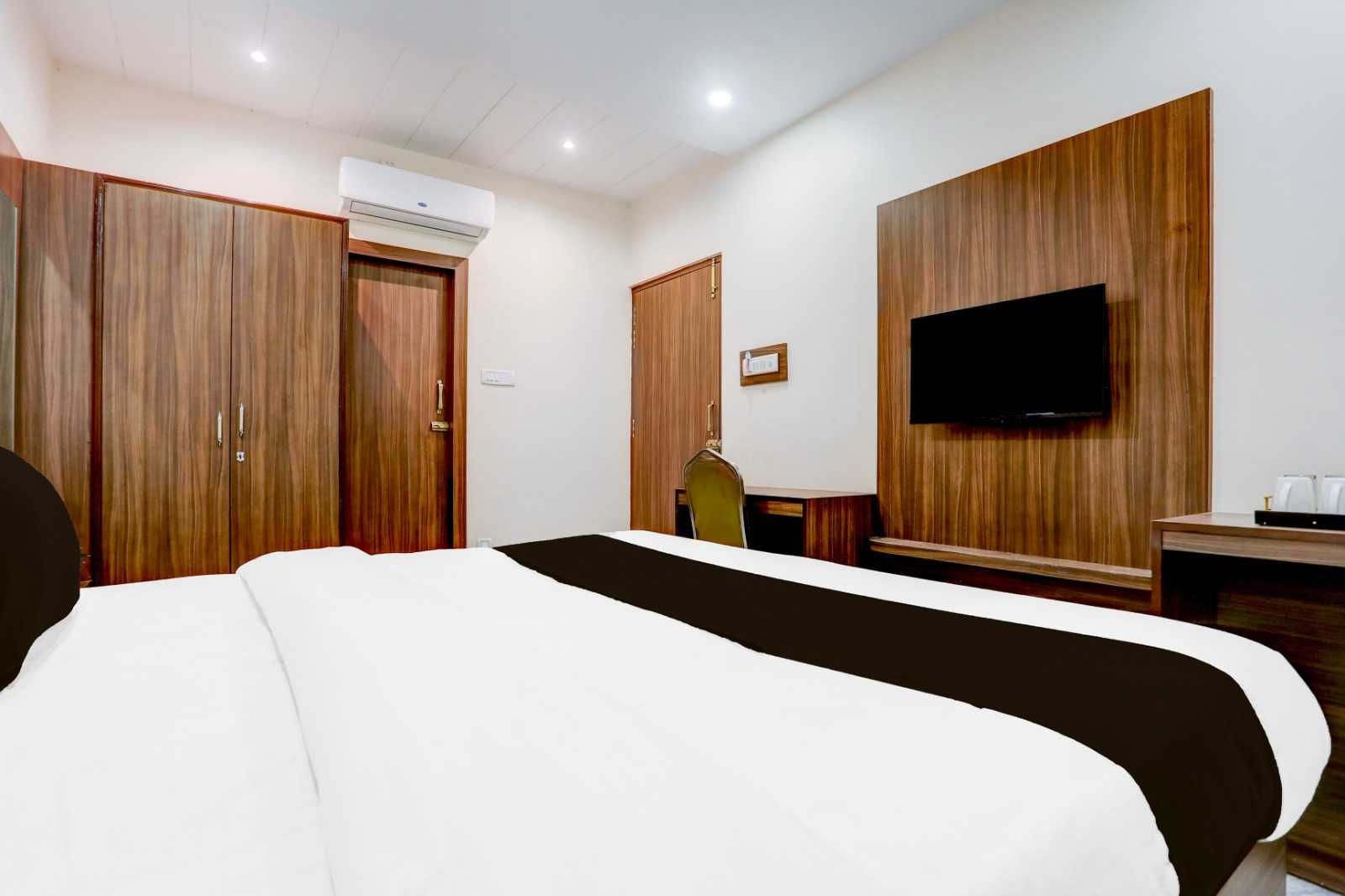 Townhouse Prayagraj Railway Station Road Formerly Ganga Niwas Classic 8