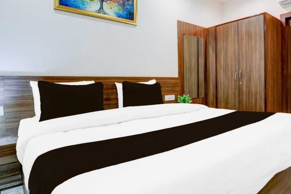 Townhouse Prayagraj Railway Station Road Formerly Ganga Niwas Classic 10