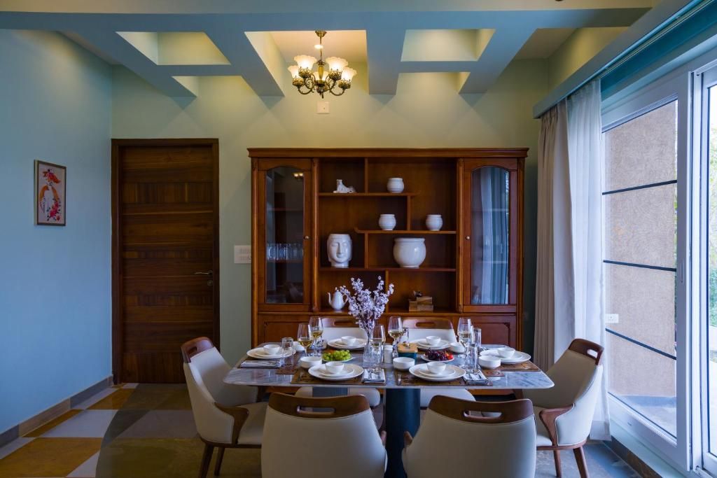 ELIVAAS Festiva Mansion 3 BHK Villa With Pvt Pool & Garden