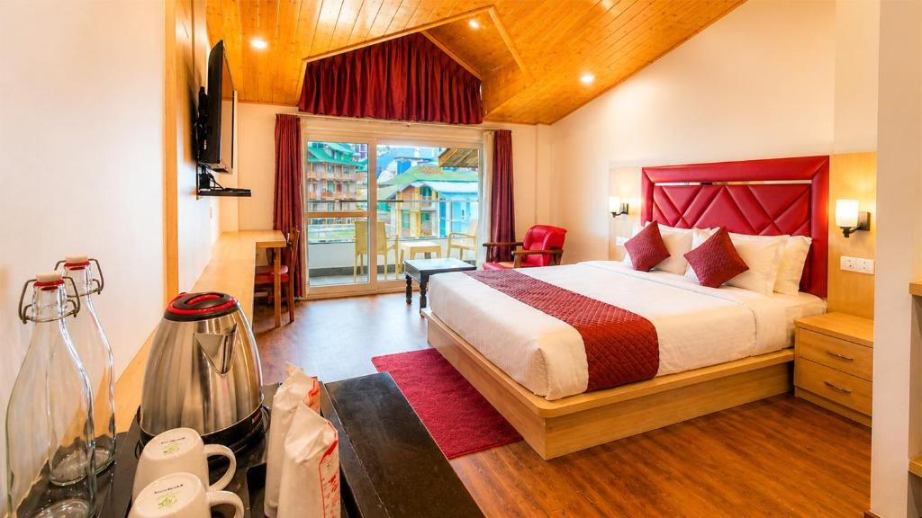 The Gold Leaf Manali