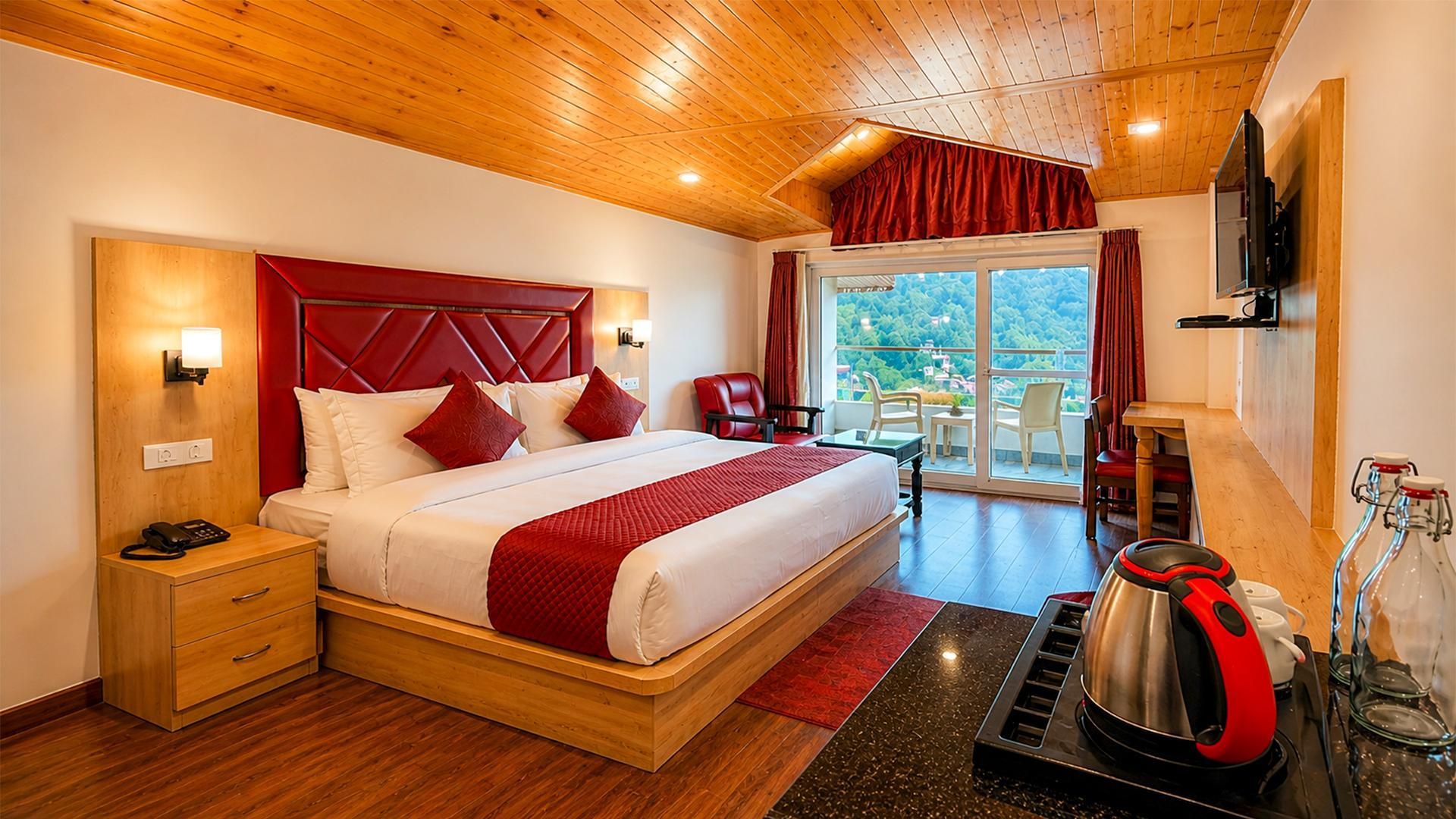 The Gold Leaf Manali
