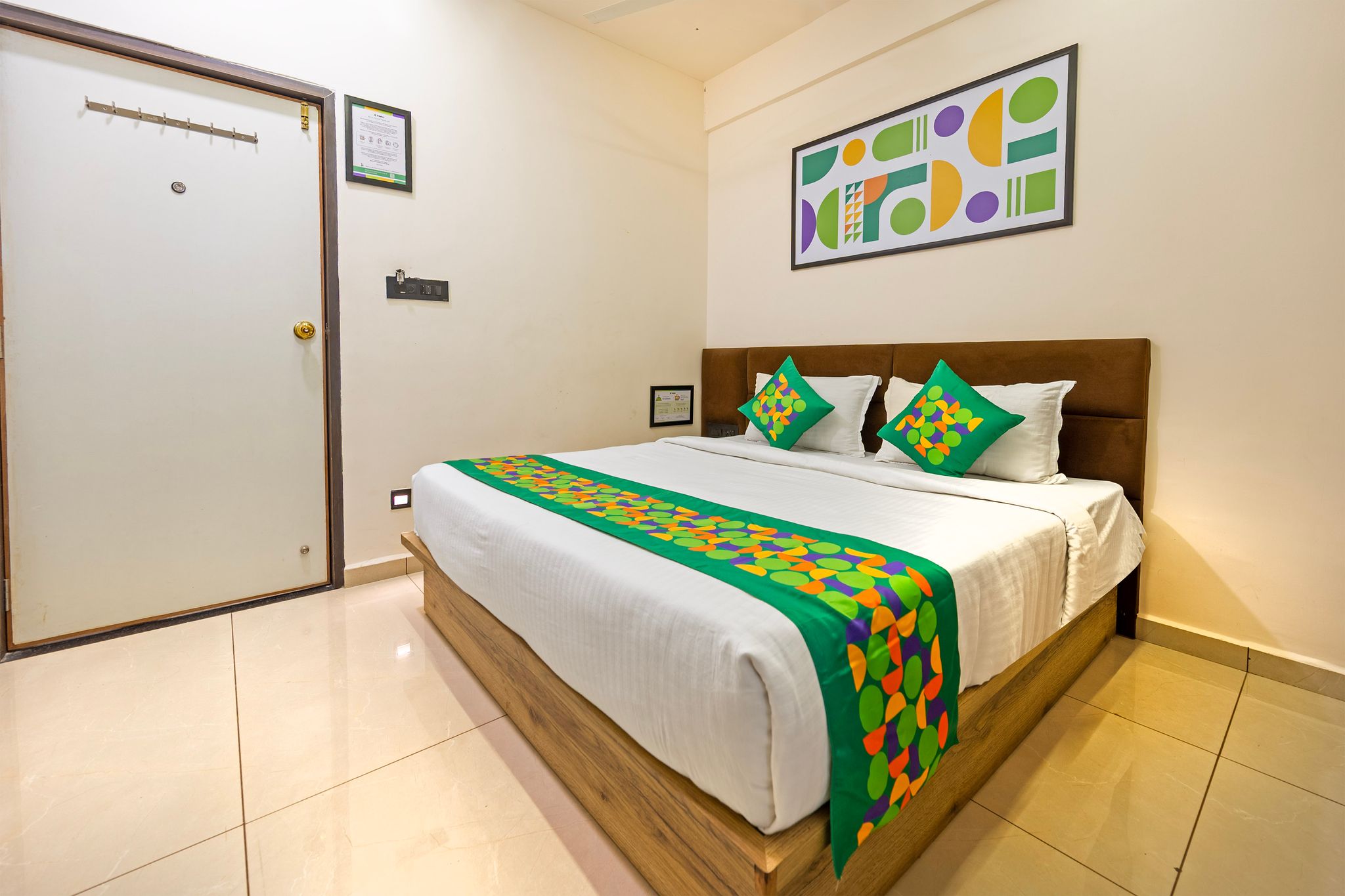 Treebo The Velvet Economy Room  4