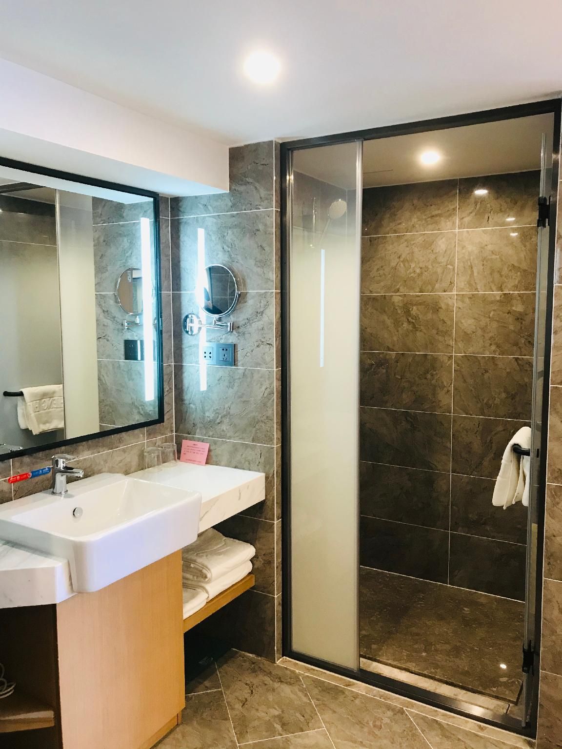 Rui Cheng Hotel Business King 3