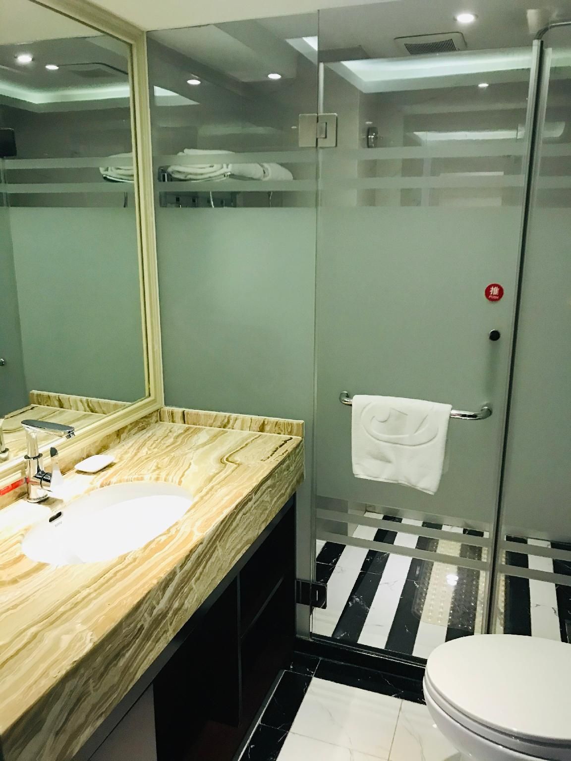 Rui Cheng Hotel Standard Queen 3