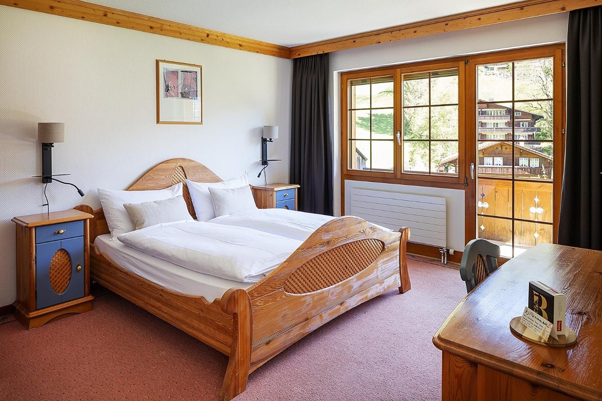 Junior Suite with Yard View