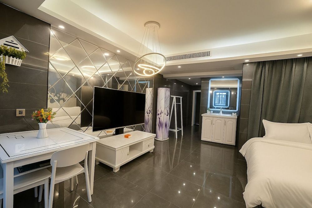 Chongqing City Center Family Apartment Comfort Condo, City View 10