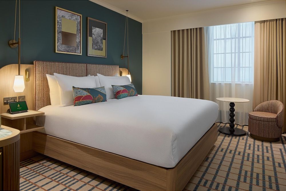The Derby London City, Curio Collection By Hilton Superior Room, 1 King Bed 2