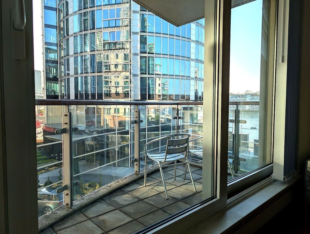 Central London Riverside Apartment Comfort Apartment, Balcony, River View 4