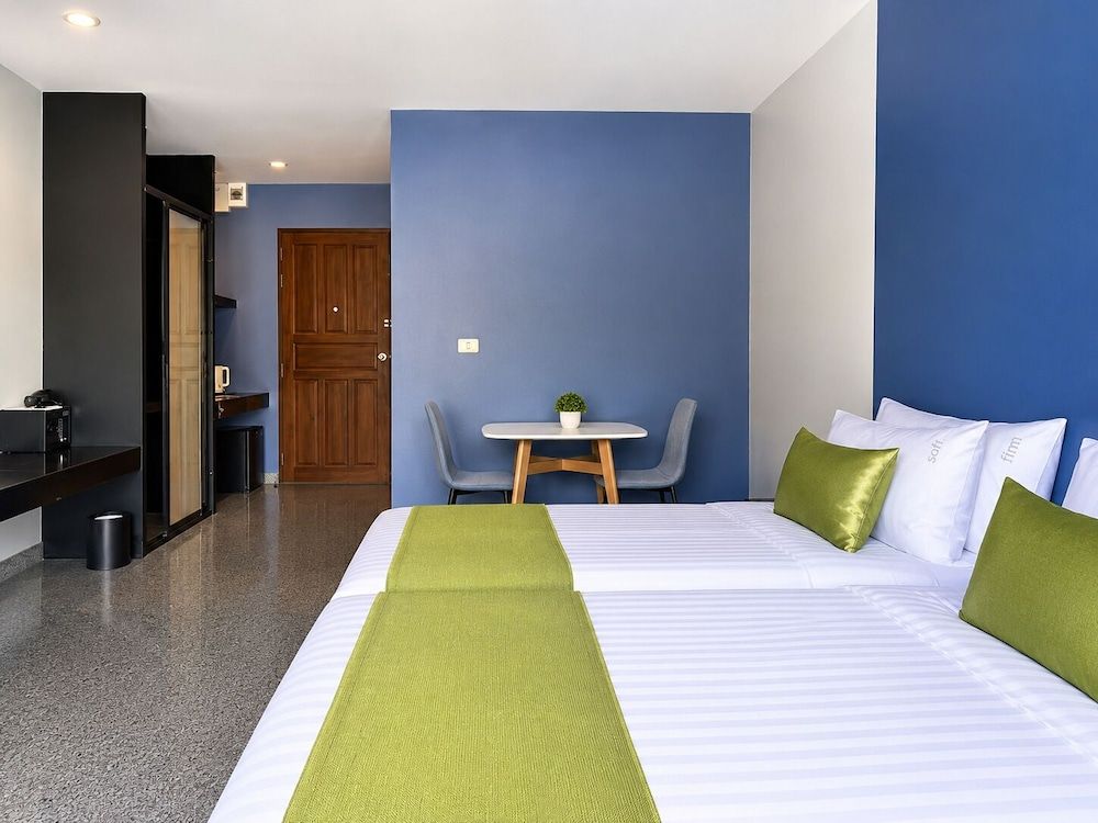 iCheck inn Phuket Town Deluxe Twin Room