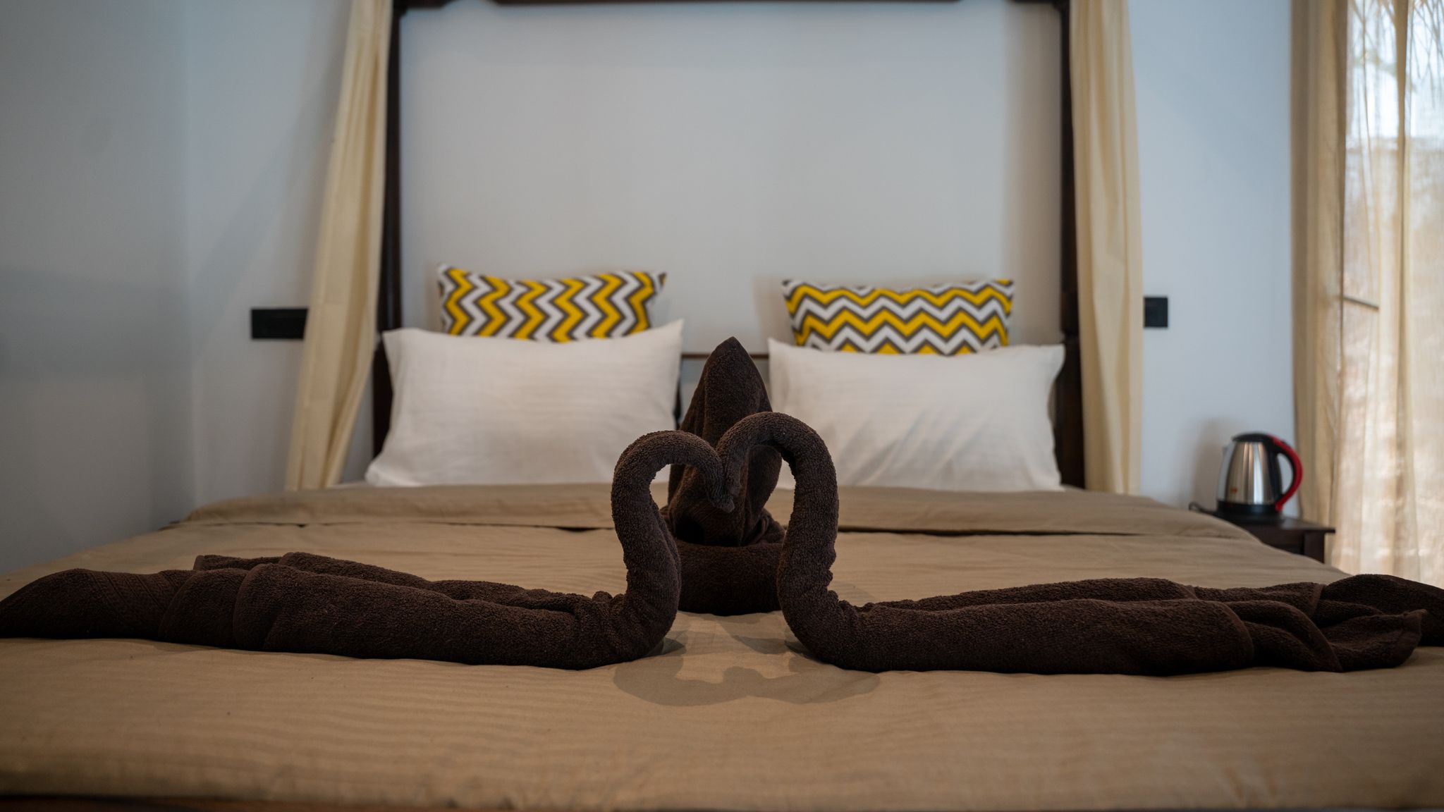 Sapphire Sand Resort Luxury Suite with Pool view 4