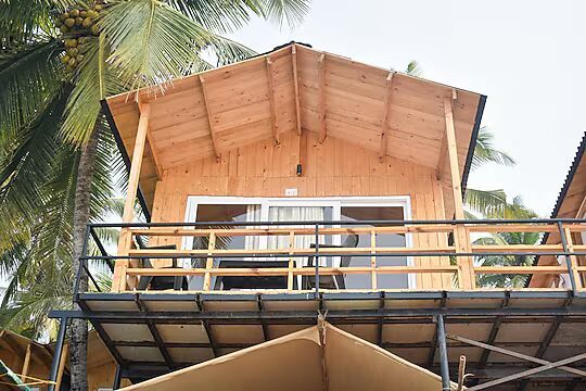 Camp SanFrancisco Guest House