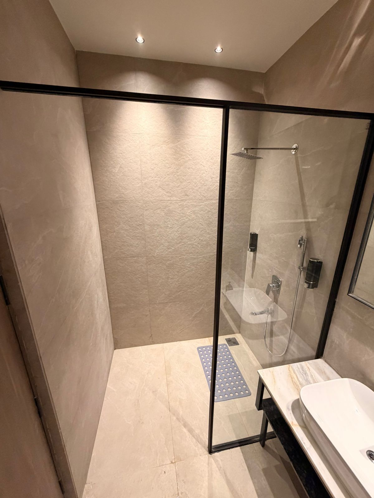 The Unify Deluxe Room 7