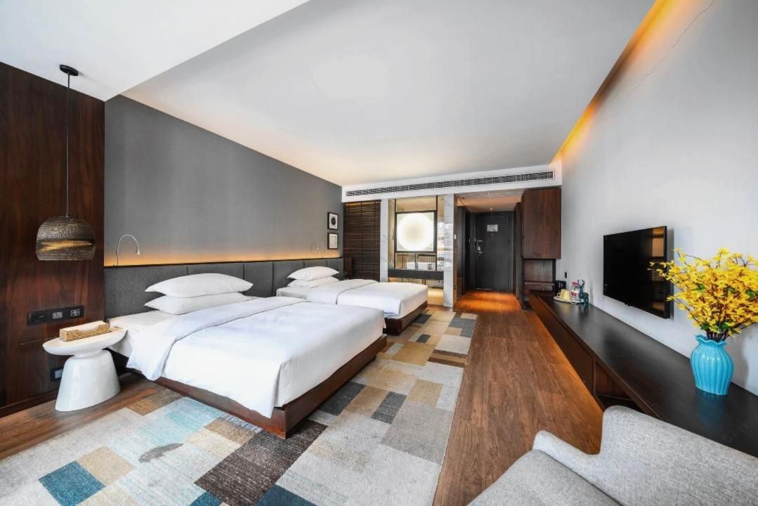 珠江国际江景酒店北滨路洪崖洞夜景店 Skyline Curated Hotel Twin Room with Private Bathroom 2