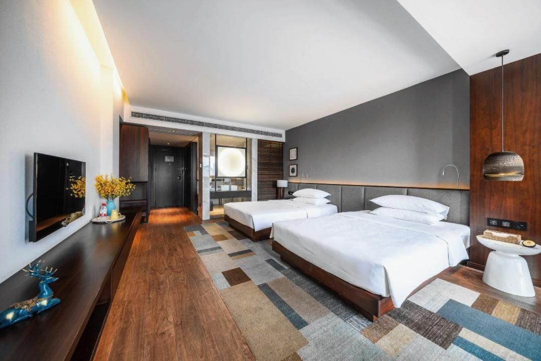珠江国际江景酒店北滨路洪崖洞夜景店 Skyline Curated Hotel Twin Room with Private Bathroom