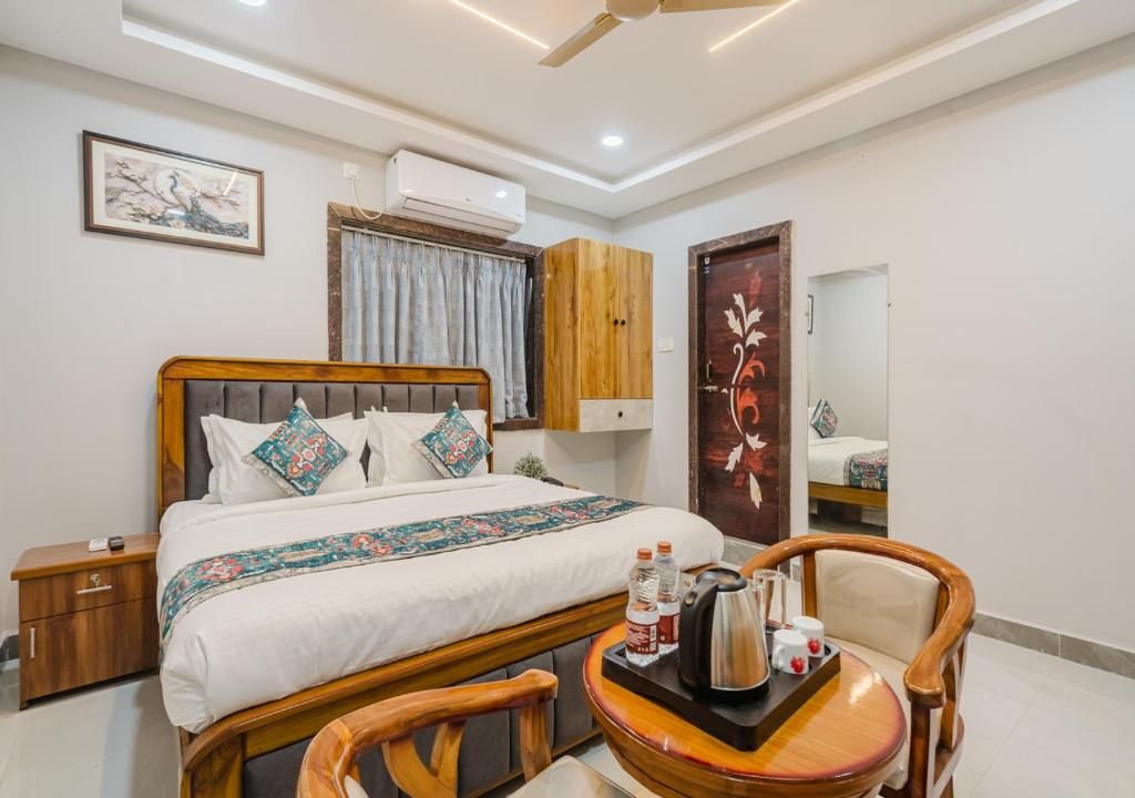Hotel Prestige Grand 3BHK 10
