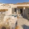 Solus Suites Milos