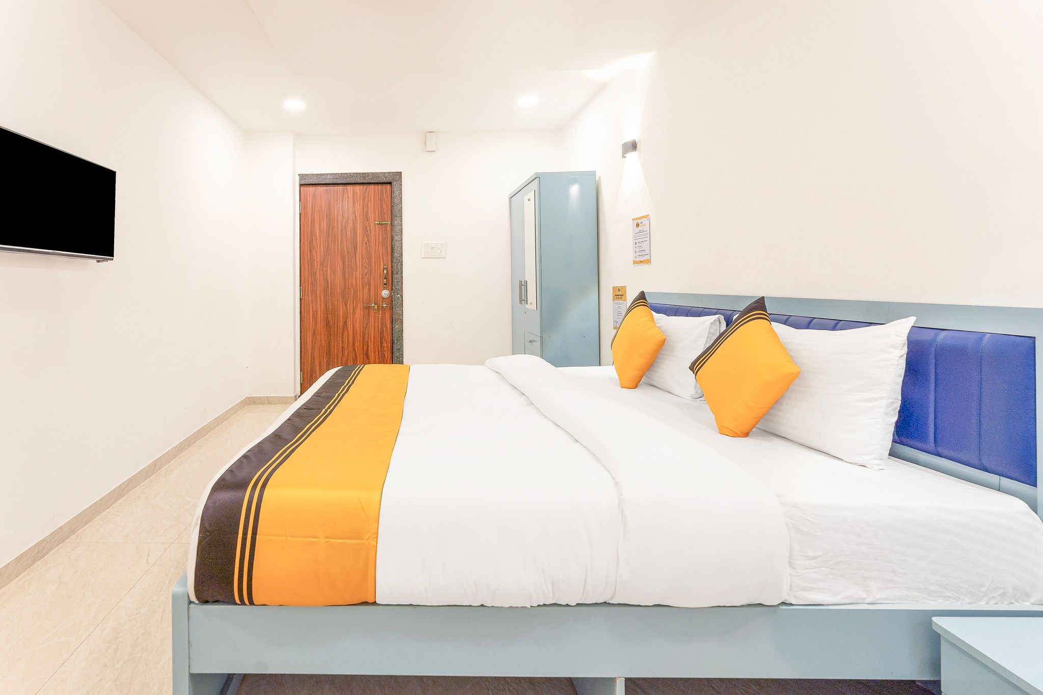 Itsy Hotels Sri Nidhi Executive Standard Room 5