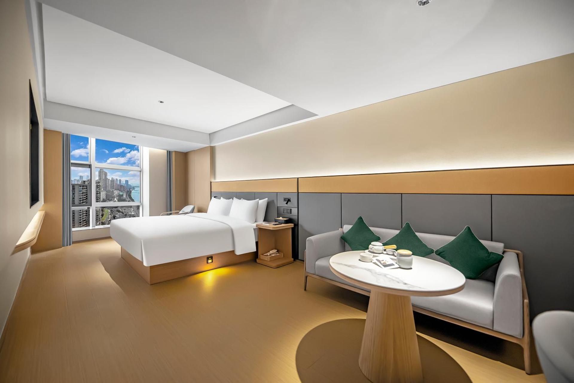 King Room with Sky-City View 