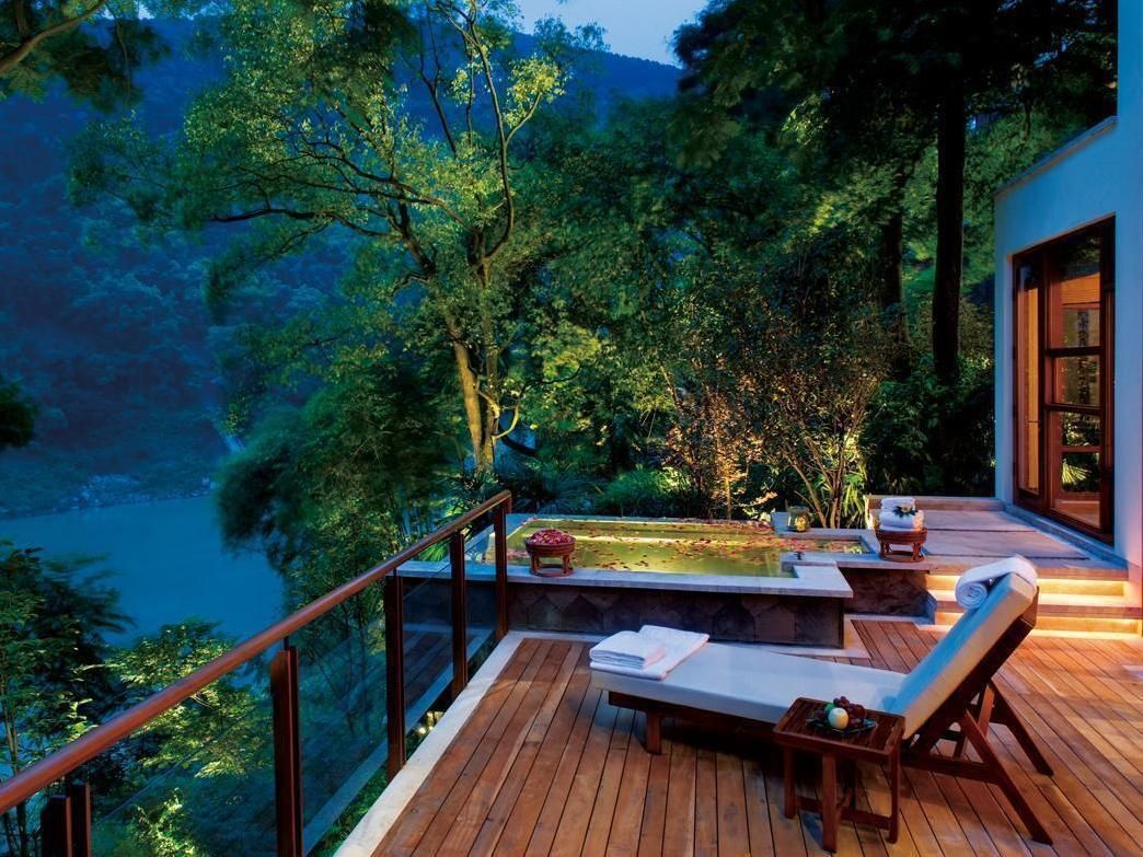 Bolian Resorts & Spa Chongqing Duplex Suite with River View 3