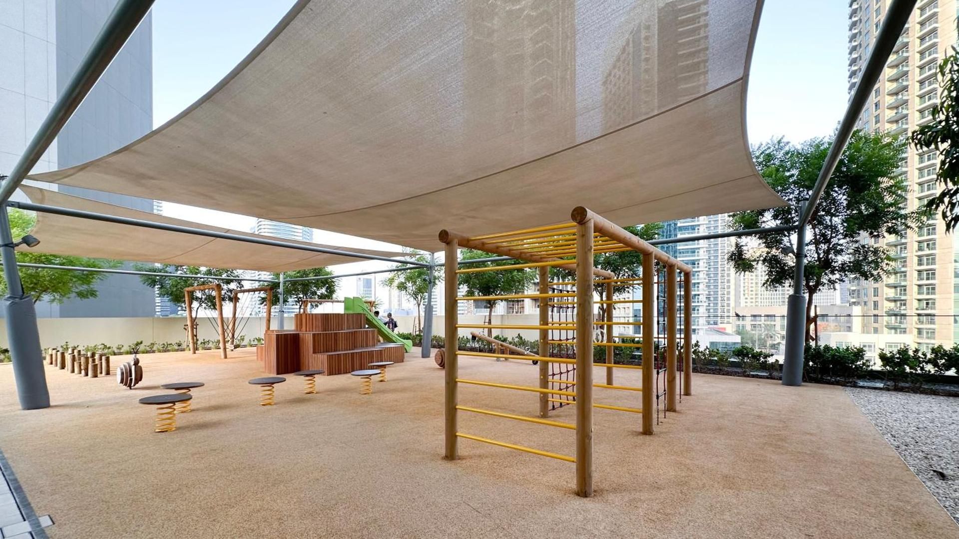 SmartStay at Burj Royale - Unique Downtown Dubai City Views - Brand New Luxury Apartments