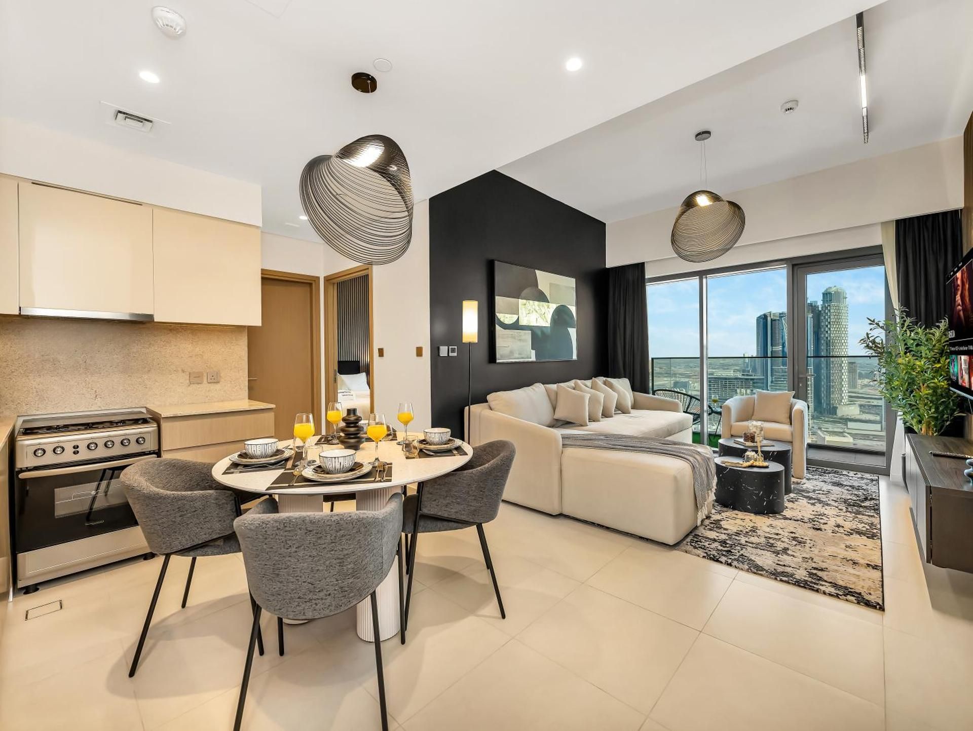 SmartStay at Burj Royale - Unique Downtown Dubai City Views - Brand New Luxury Apartments