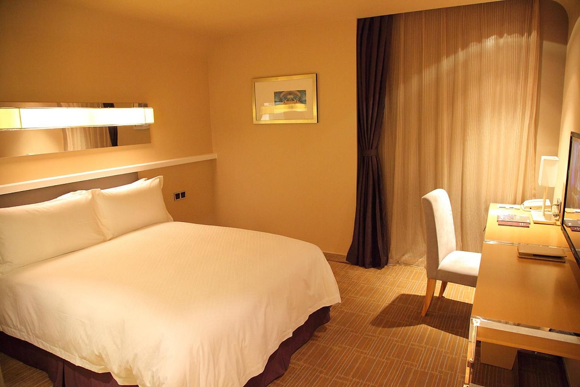 Air China Hongqiao Airport Hotel - Air China BoYue Hotel Standard Double Room