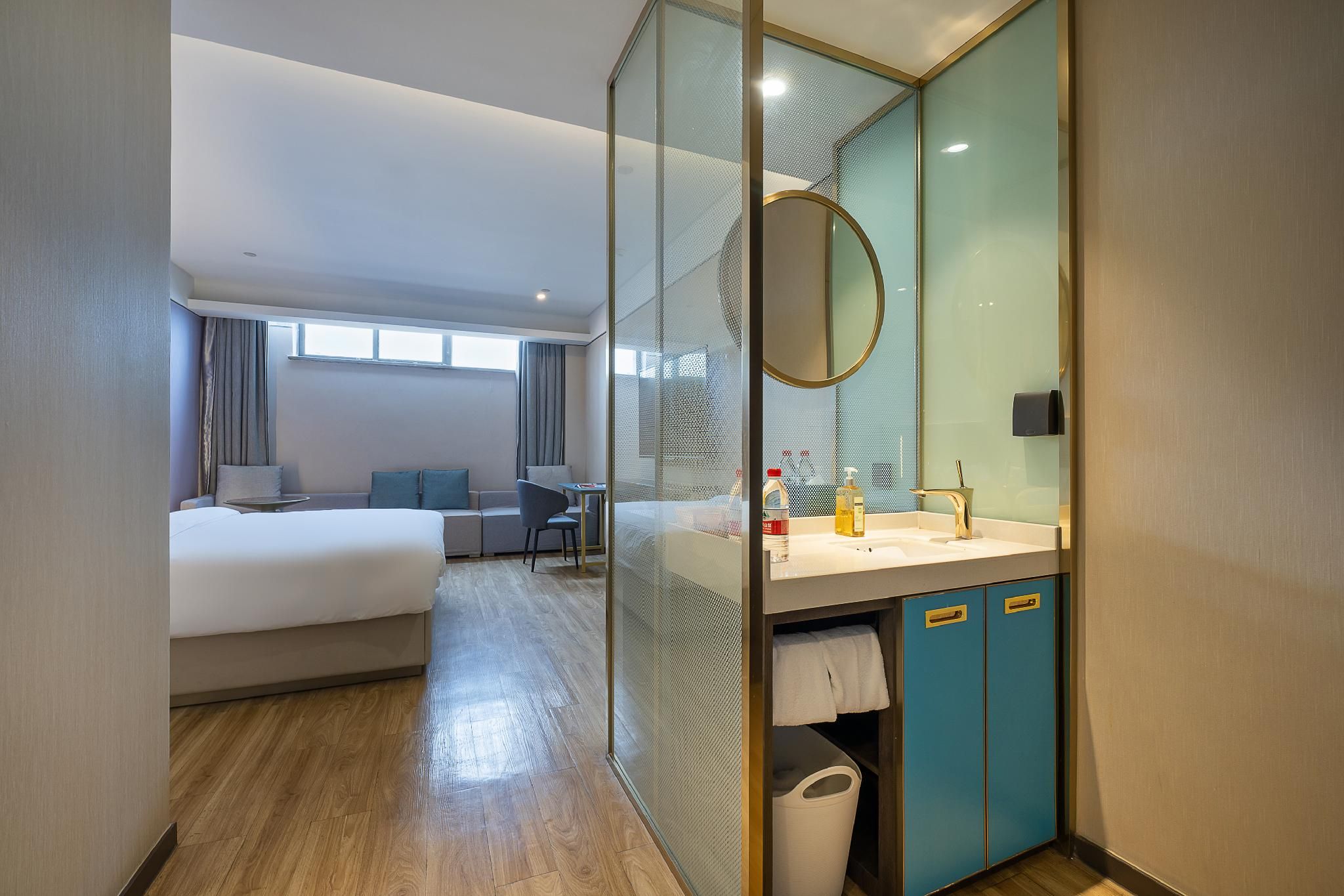 Urba Hotel Hangzhou Sijiqing Qingchun Station Room with Queen Bed 3