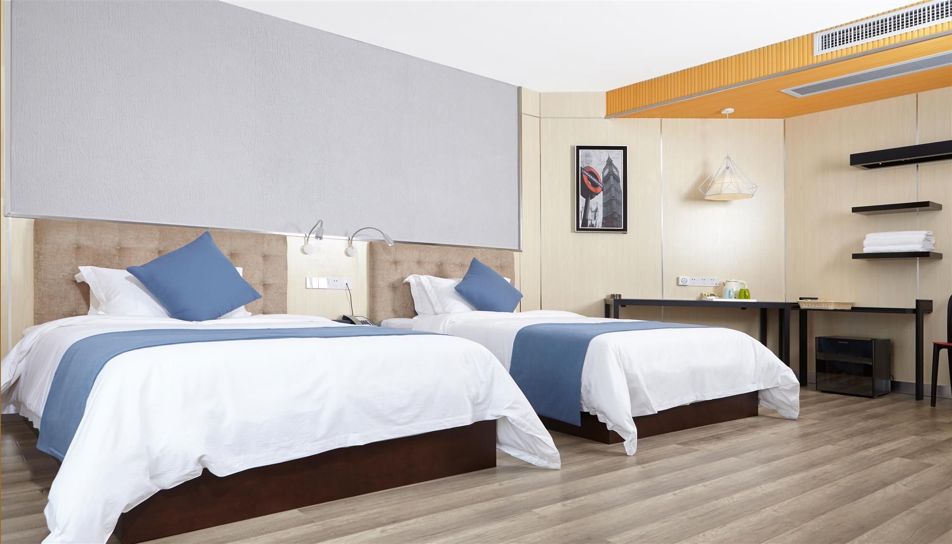 Golden Park Hotel Boutique Twin Room