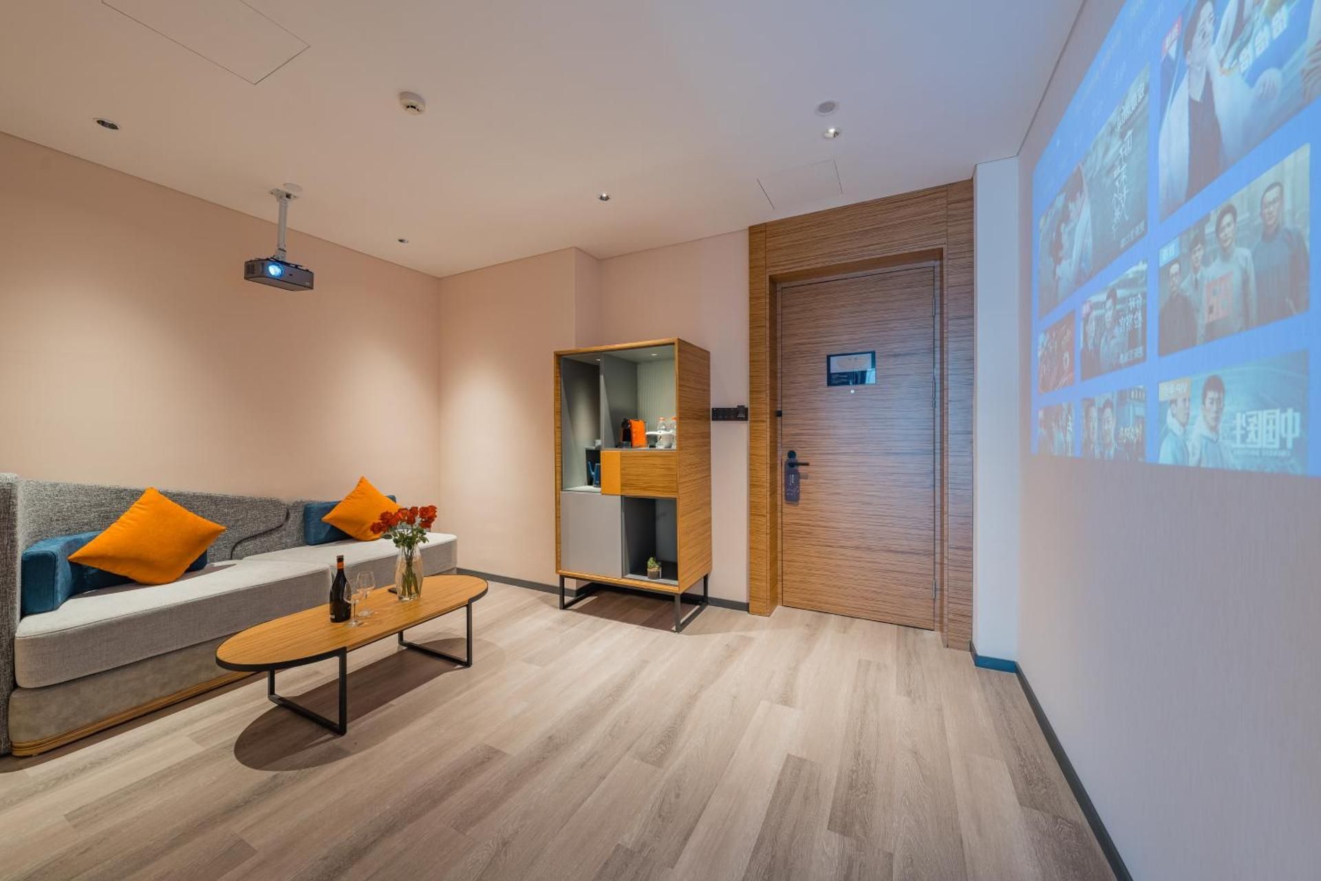 UrCove by HYATT Hangzhou Riverside CBD Executive Suite 10