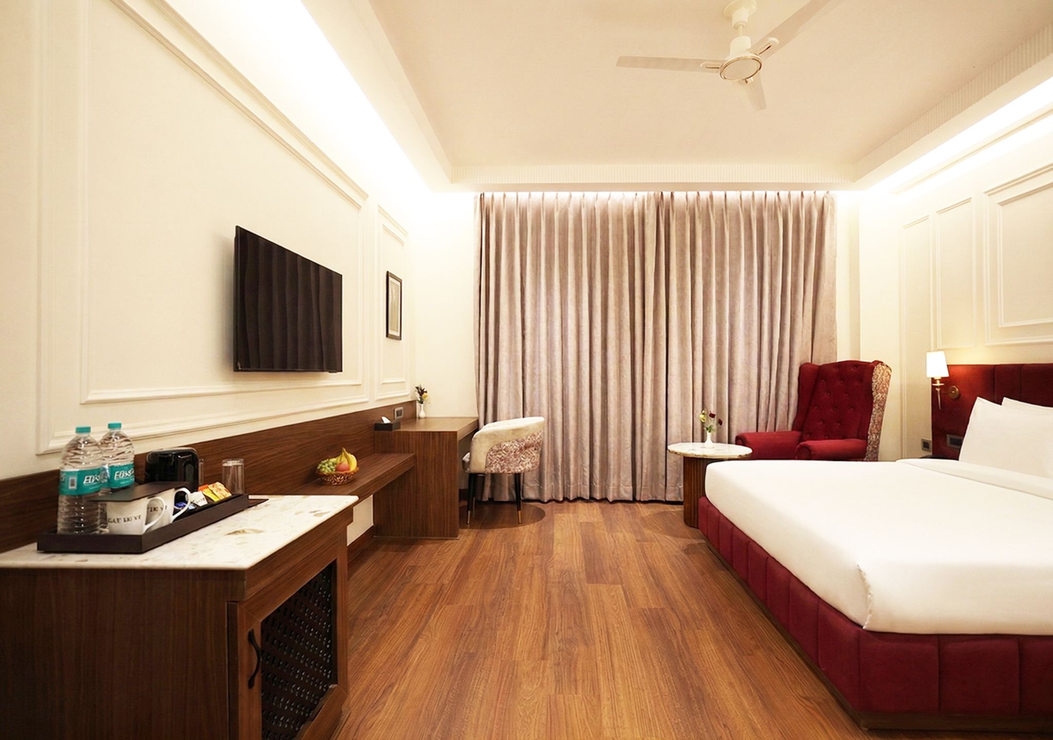 Saltstayz Autograph - Rishikesh Near Triveni Ghat Premium Room with Balcony and Pool access 3