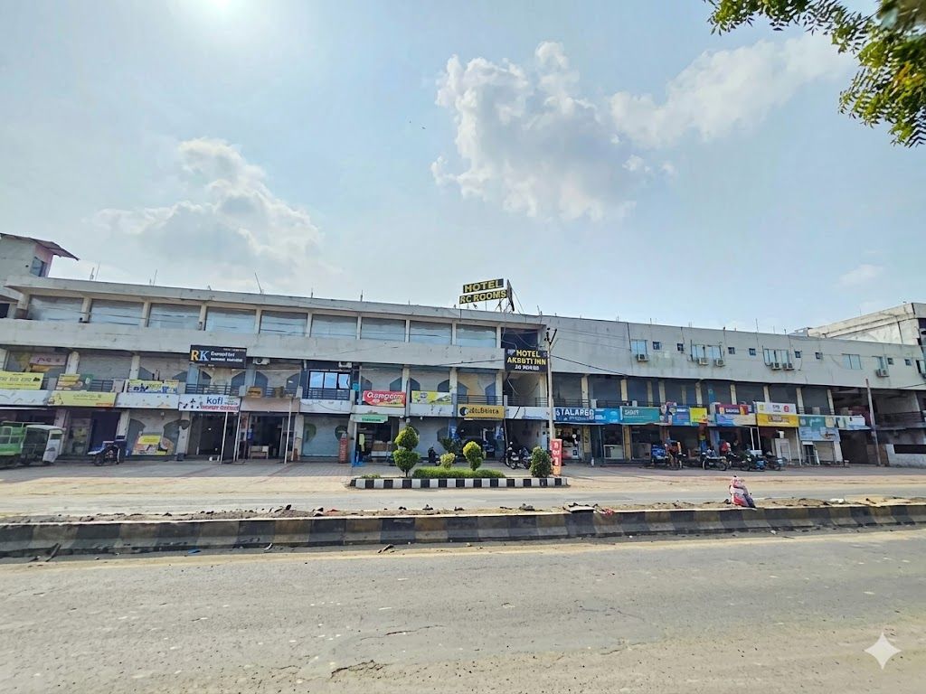 Hotel Akruti Inn