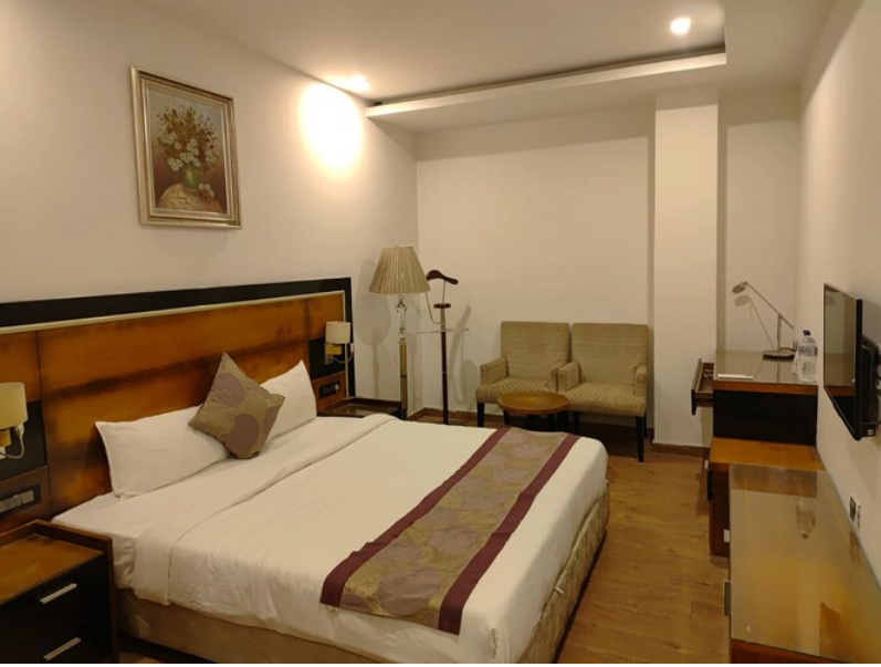 Super Deluxe Room