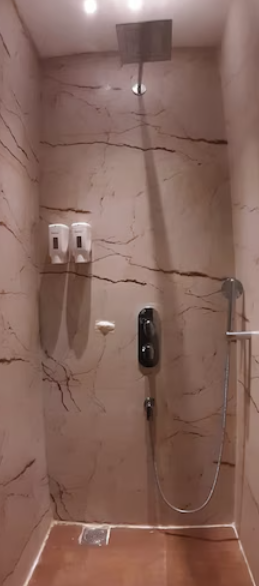 Sarovar Portico Sonipat Deluxe Room - 2 Single Beds