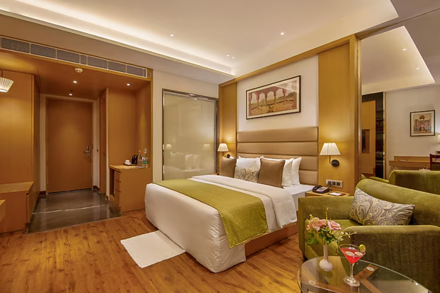 Sarovar Portico Sonipat Deluxe Room - 1 King Bed