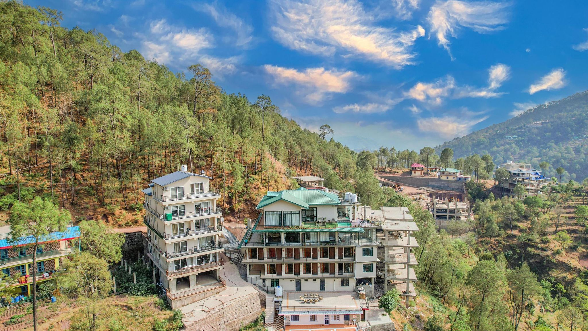 ELIVAAS Dilli House Villa with Pvt pool