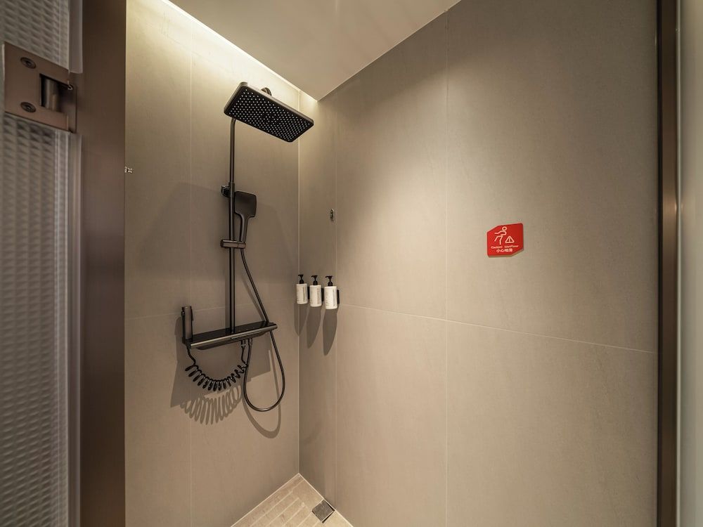 NEOLAB Hotel - Guangzhou Financial City Tianhe Zhucun Metro Station Bishan Twin Room 4