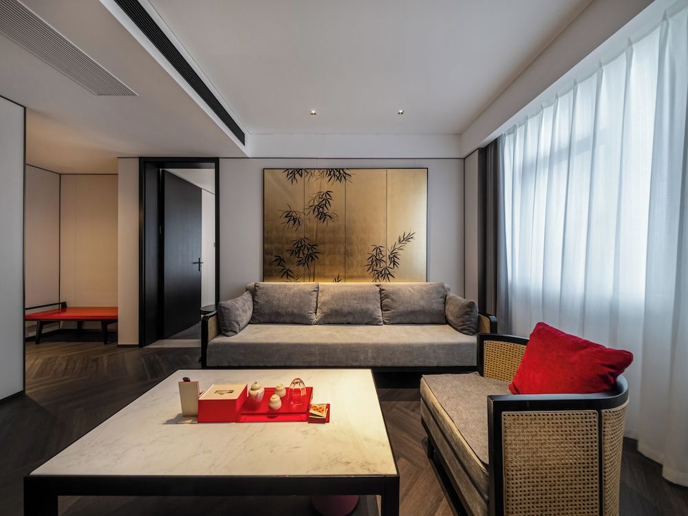 NEOLAB Hotel - Guangzhou Financial City Tianhe Zhucun Metro Station Jiaming Suite 2