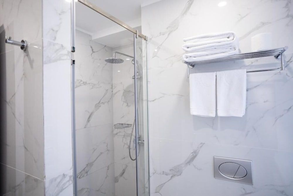 Grand Hotel Kazybek Bi Standard Double Room, Courtyard View 6