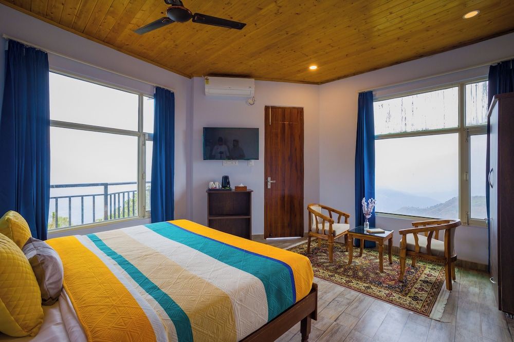 Alaya Stays Archee's 6BHK Nature Retreat