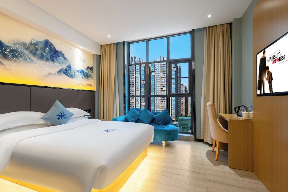 AeroLink Hotel Shenzhen Bao'an Airport City Double Room, City View