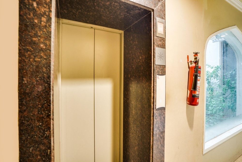 Elite Stays Near Mansarovar Metro Station
