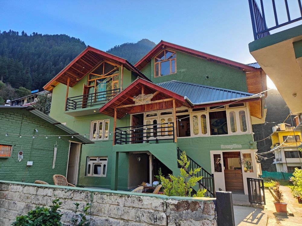 SolHaus hostel