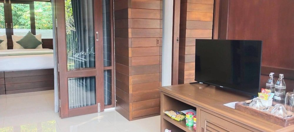 EASY TIME VILLA by MARALEINA Villa, 2 Bedrooms, Balcony 3